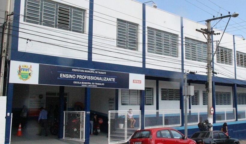 escola do trabalho taubate