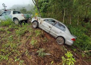 acidente casal oswaldo cruz carro