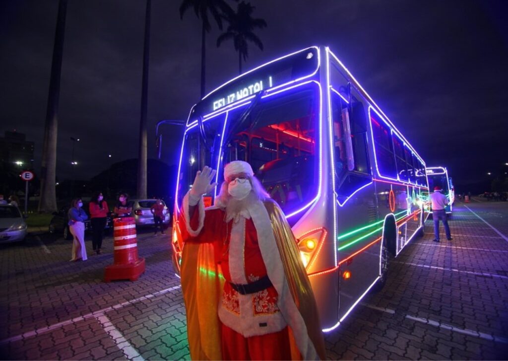 Inscrições para chegada do Papai Noel terminam nesta sexta