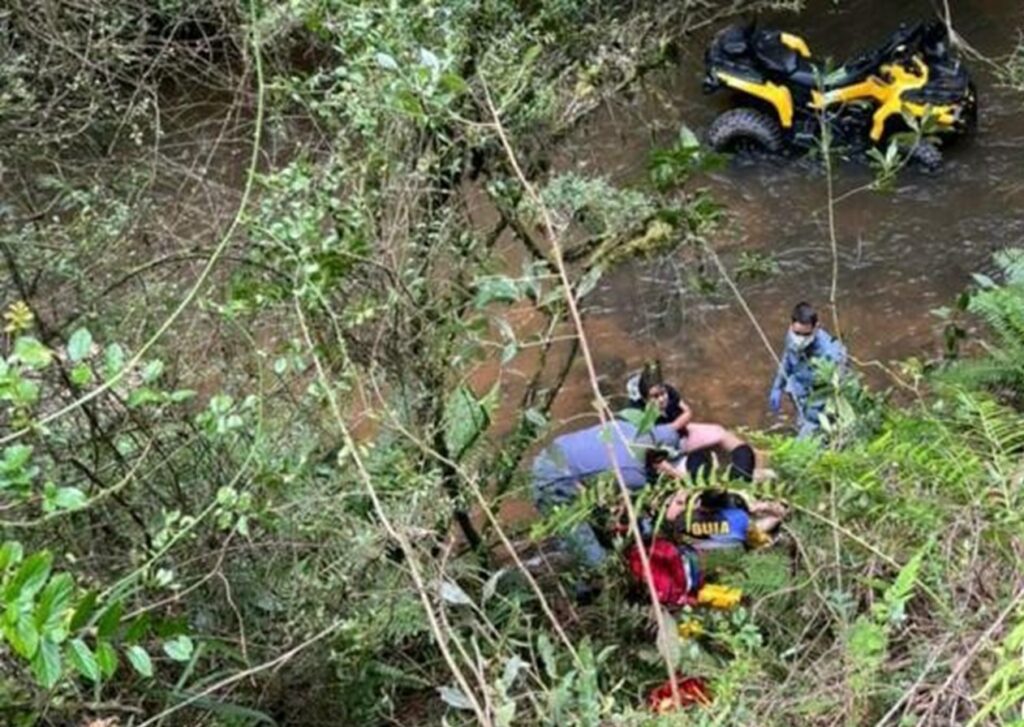 Mulheres ficam feridas após acidente com quadriciclo em Campos do Jordão