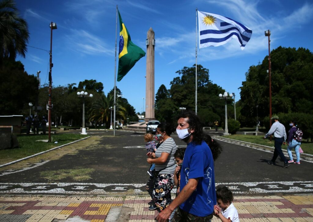 Paraguai suspende medidas sanitárias da pandemia