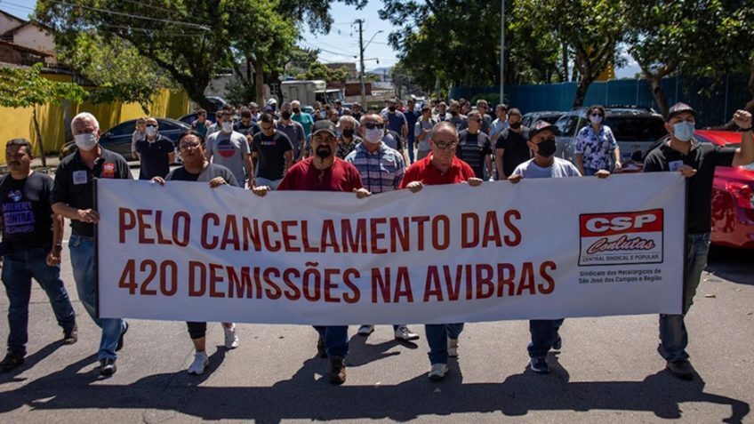 Justiça suspende demissão de 420 empregados da Avibras Aeroespacial