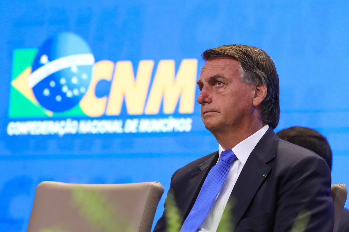 Câmara de SJC aprova moção de repúdio à Bolsonaro por política em relação a indígenas