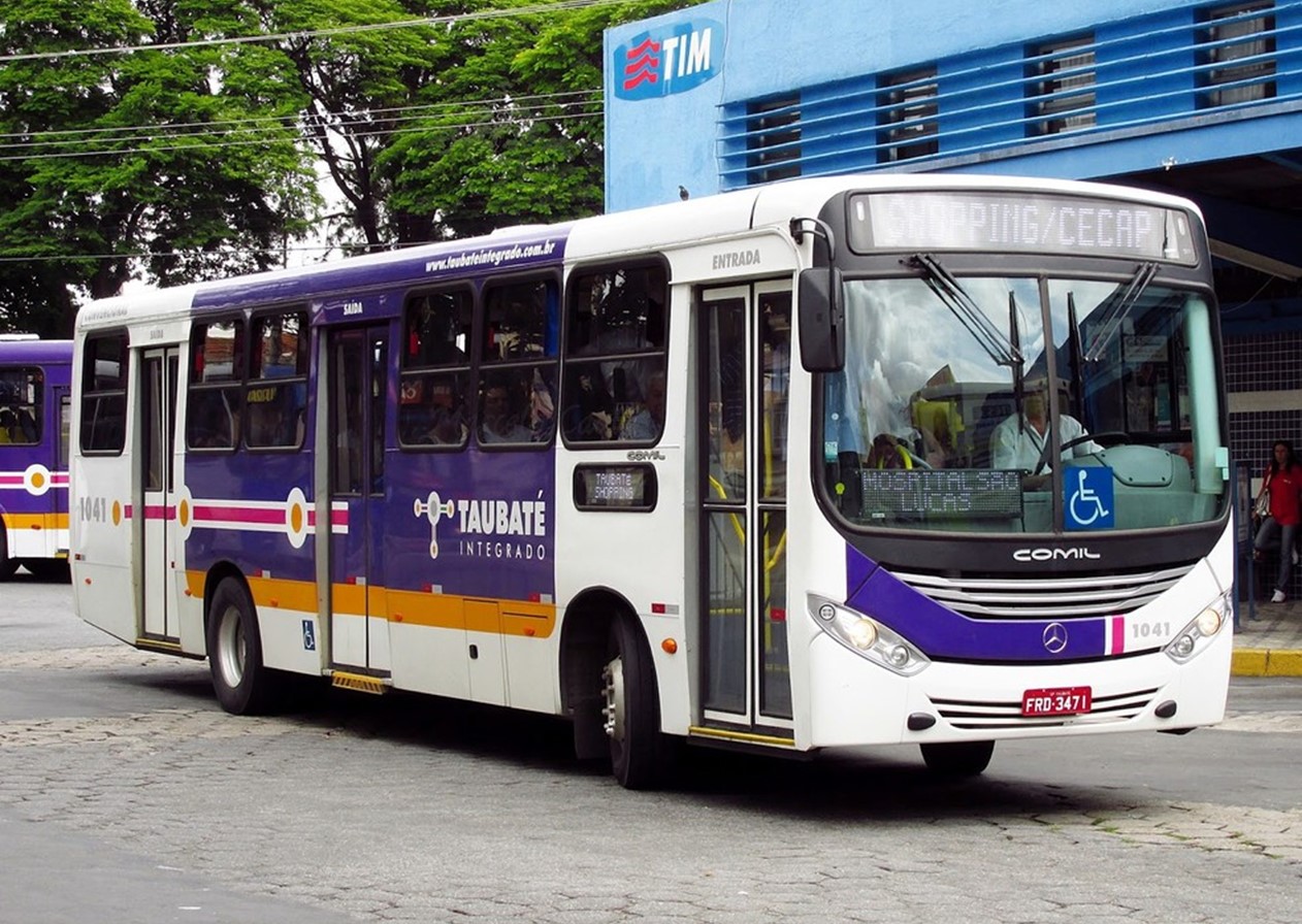 Taubaté passa a ter faixa preferencial para ônibus