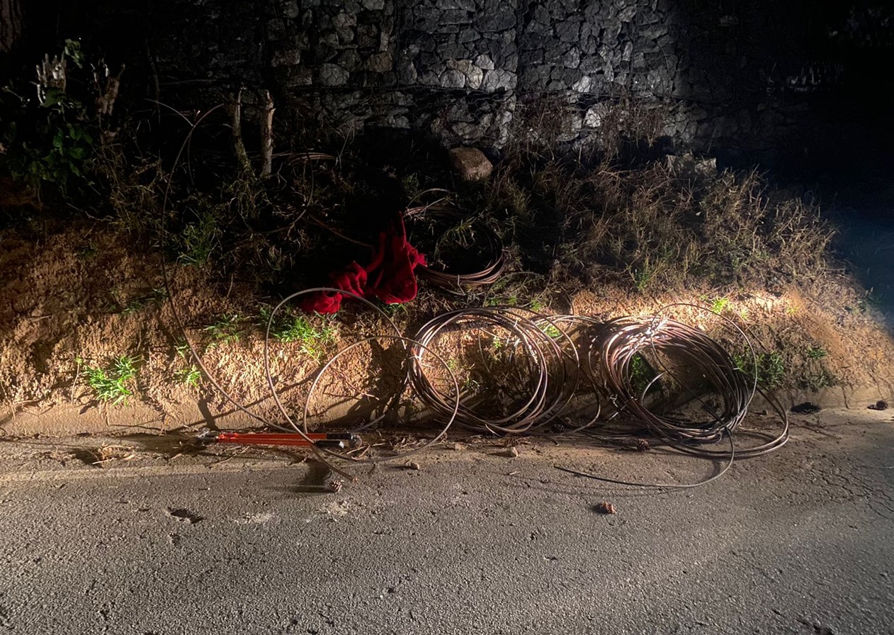 Dois são detidos por furto de fios na Estrada de Ferro em Campos do Jordão