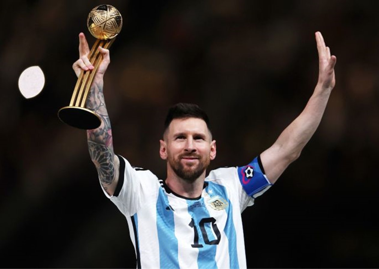 Após vitória com a Argentina, Messi é eleito o melhor jogador da Copa