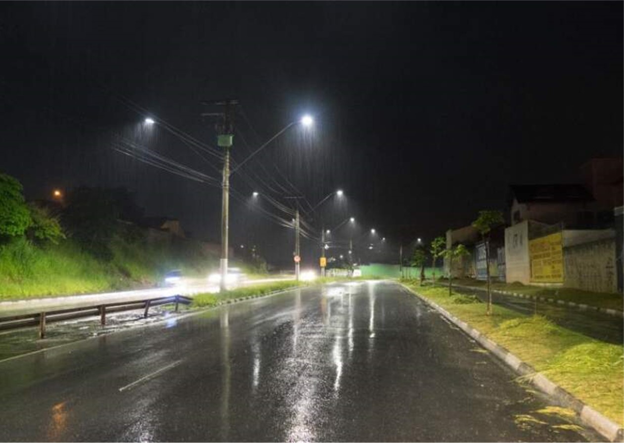 Pinda espera trocar mais de 900 luminárias comuns por LED em até 60 dias