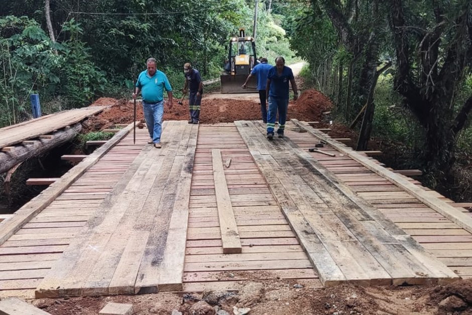 Prefeitura entrega ponte e passarela nesta semana