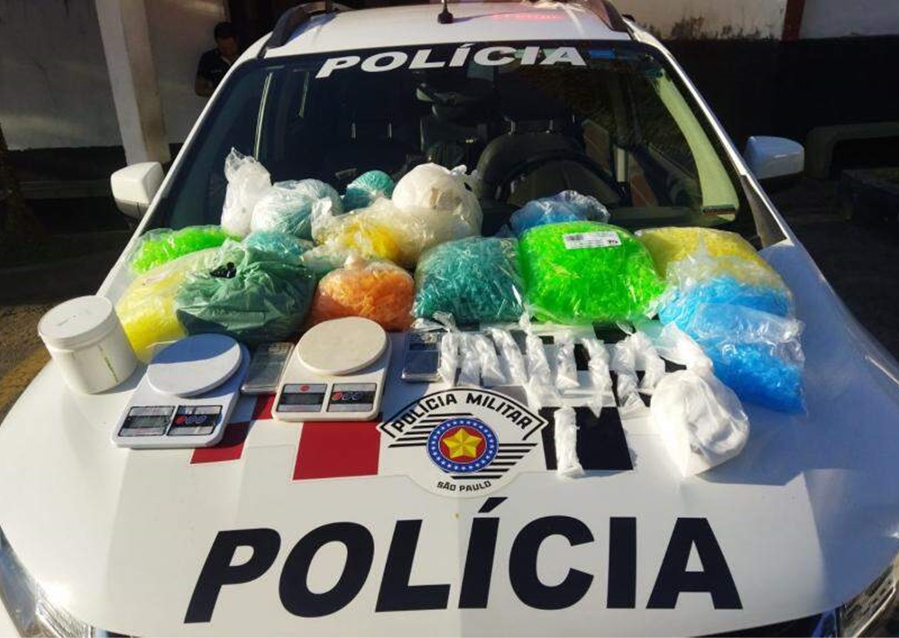 PM apreende mais de meio quilo de cocaína em Aparecida