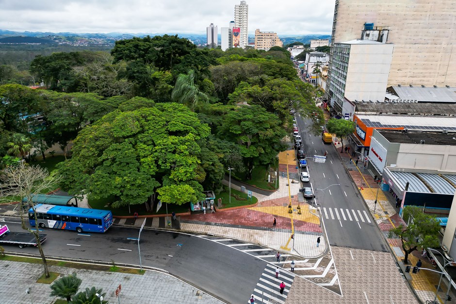 Praças históricas do centro de SJC serão revitalizadas