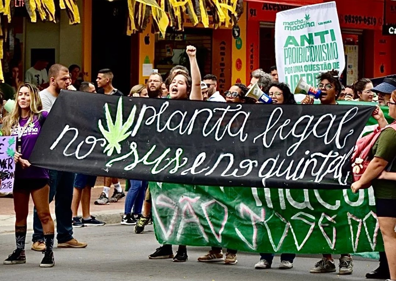 Mesmo com proibição, ‘Marcha da Maconha’ é realizada em São José