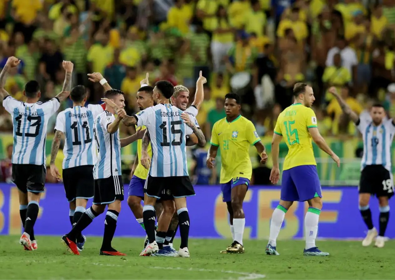 Brasil perde de 1 a 0 para Argentina no Maracanã 