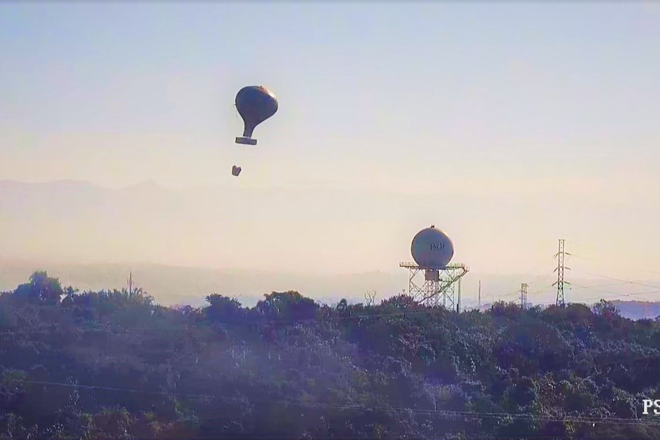 GCM DE SÃO JOSÉ ABORDA 4 SUSPEITOS DE SOLTAR BALÕES