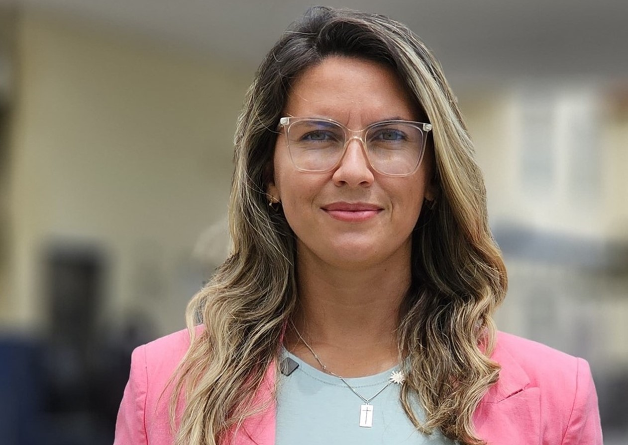 Loreny toma posse como deputada federal por 4 meses