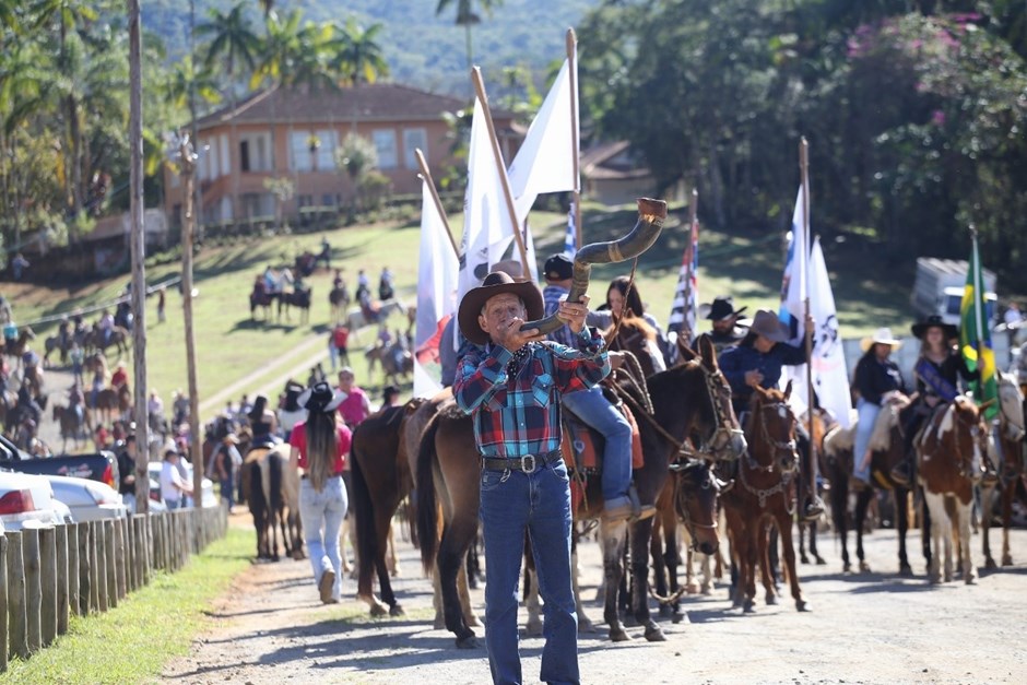 Festa do Tropeiro começa no dia 8 em São Francisco Xavier