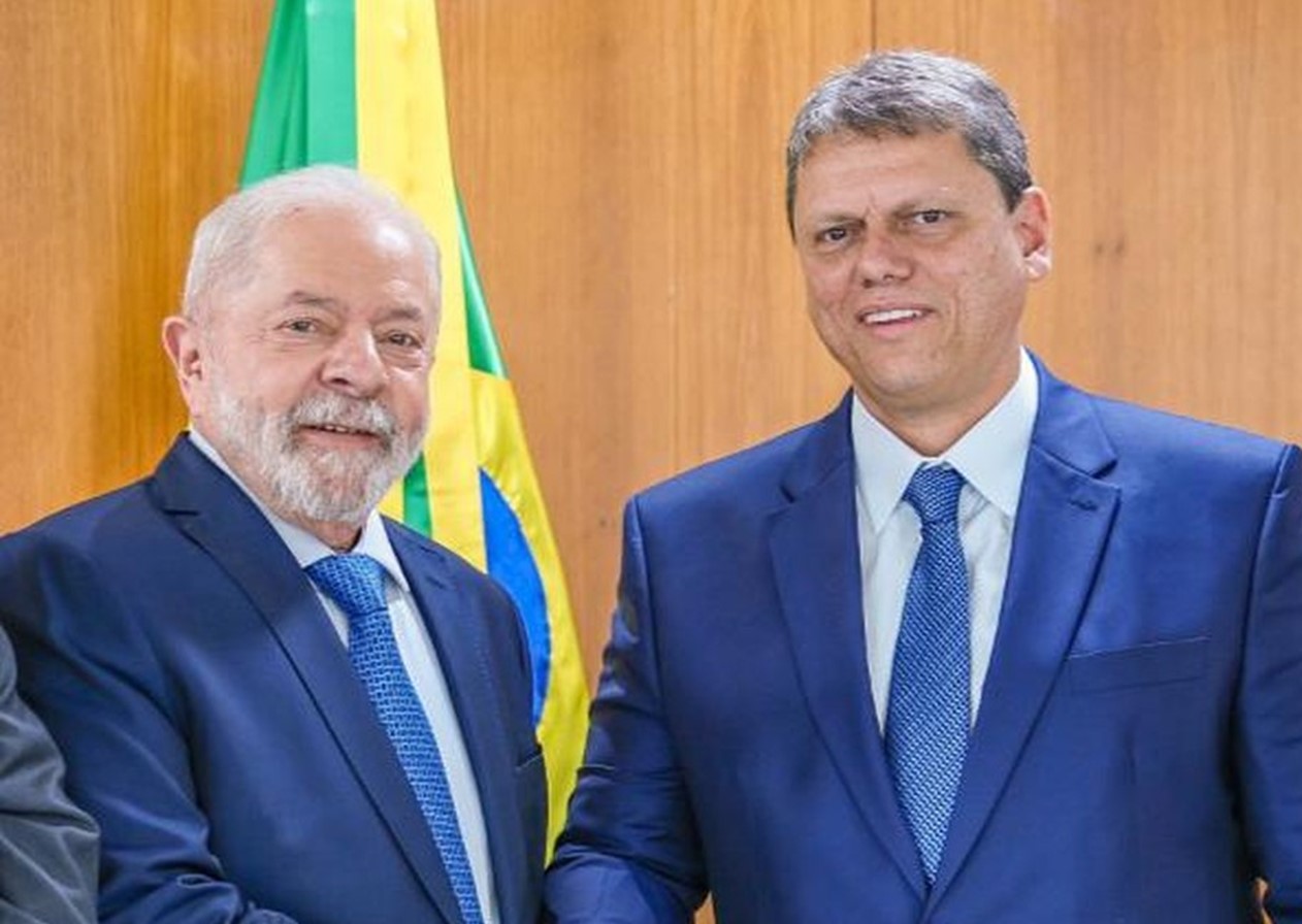 Lula e Tarcísio participam de inauguração de obras na Dutra neste sábado (25)