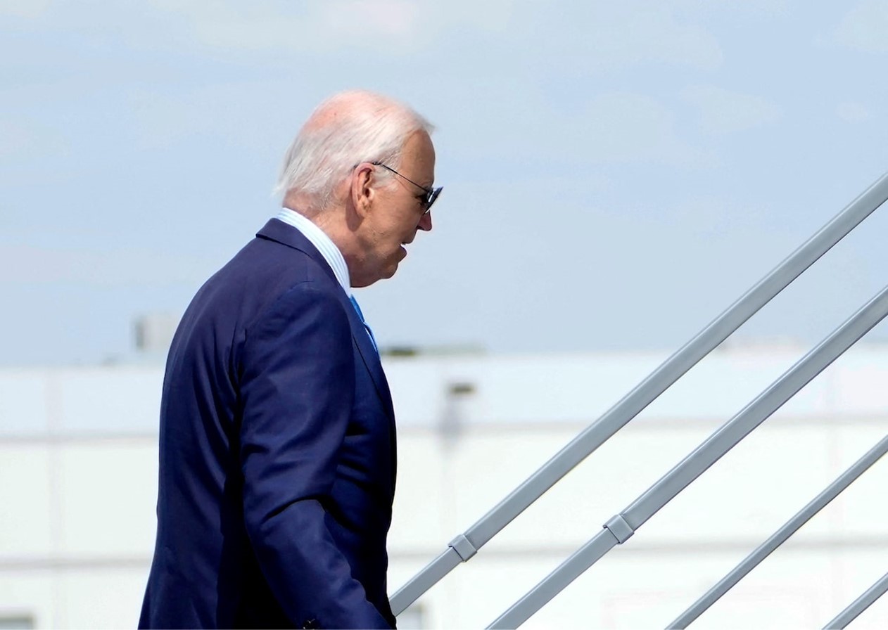 Biden testa positivo para covid e cancela discurso em evento