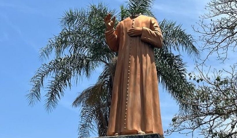 Estátua vandalizada de Padre Cícero será restaurada em Taubaté